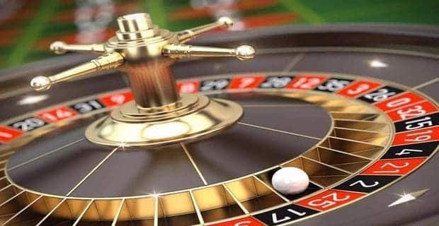 Pengguna mobile membaca jenjang akun